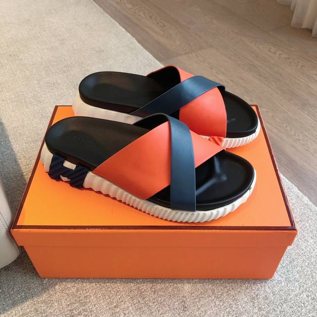 Hermes... A Eclair New Kelly+ Bestseller Series Perfect Fit With A Certain Thick