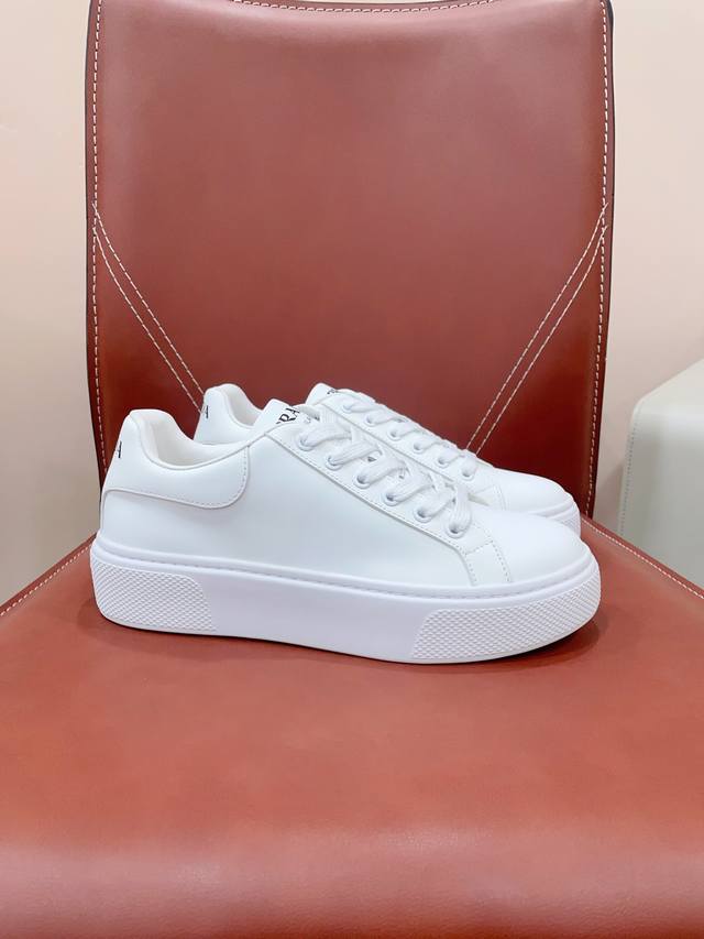Certified High-End Couple's Edition Fashion White Sneakers, Re-Released With Hig