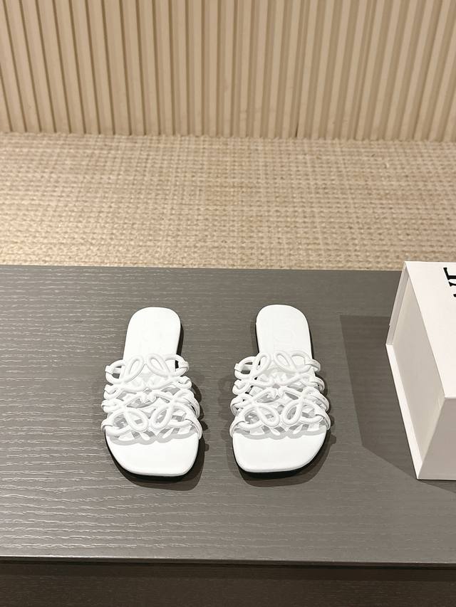 Factory, Loewe 25Ss Spring/Summer New Arrival Slippers, Minimalist Design Feels