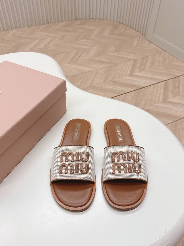 Factory-Direct, Miumiu 2025 New-Style Slippers Classic Timeless Design! Raffia F