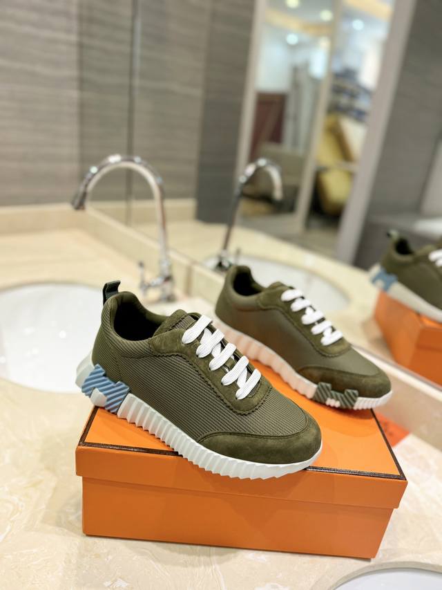 Factory Price, Same Price For Men And Women. The Highest Version Available On Th