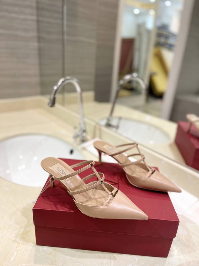 Valentino New Arrival Latest Micro-Heel Mule Shoes Platinum-Plated Mini Studs An