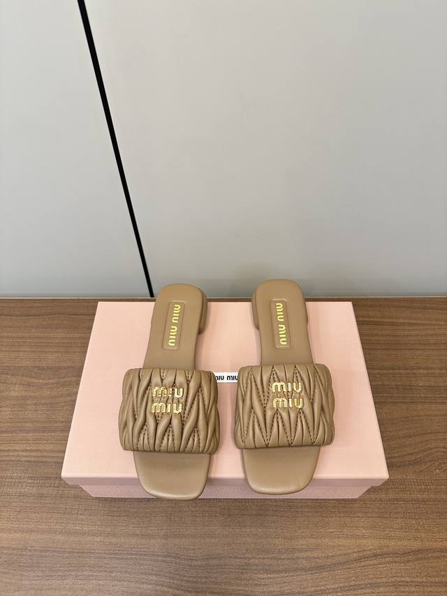 Top-Tier Version Miumiu | Miu Miu 2025 Spring/Summer New Arrival Soft Lambskin W