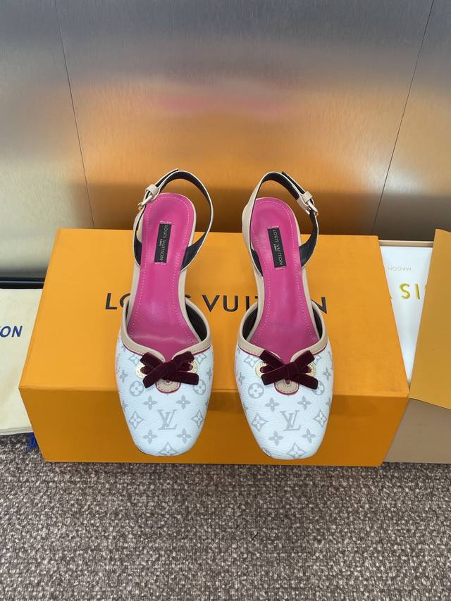 Louis Vuitton 2025 Spring/Summer New Cat-Heel Butterfly Frozen Color Women's Sho