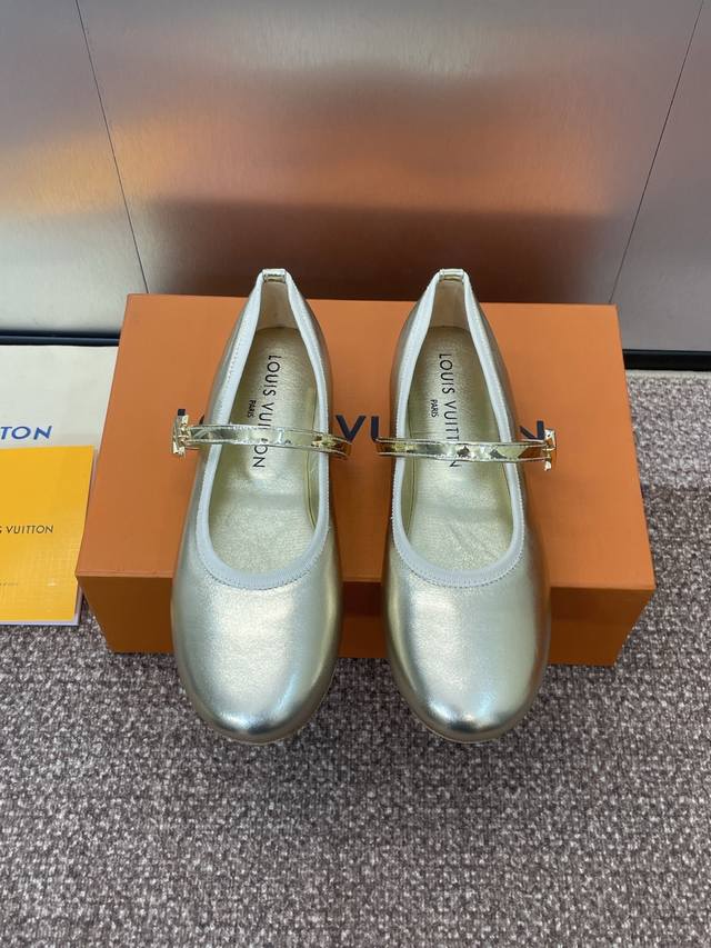 Louis Vuitton 2025 Spring/Summer New Flat Ballet-Style Doll-Style Women's Shoes
