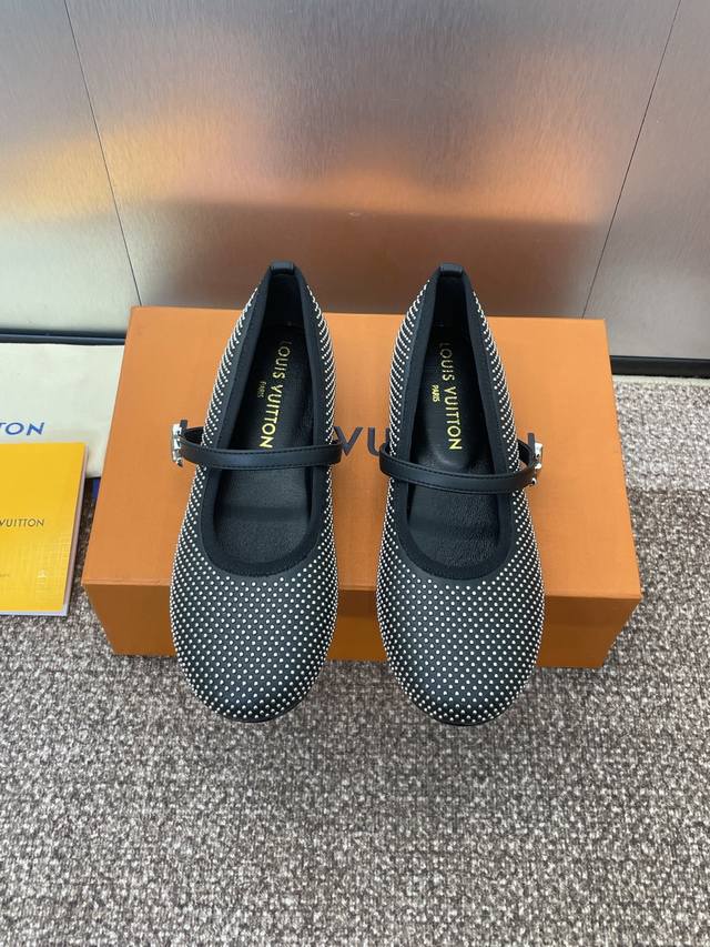 Louis Vuitton 2025 Spring/Summer New Flat Ballet Doll-Style Women's Shoes Lv Rom