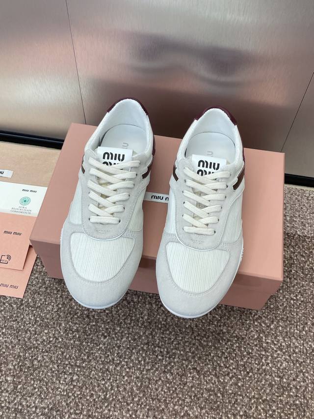 Factory Price Miu Miu 2025 Spring/Summer New Arrival Color-Blocked Agan Sneakers