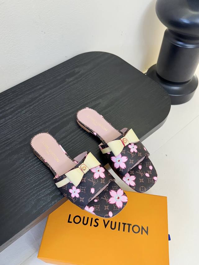 Louis Vuitton Spring/Summer New Arrival Classic Pattern Denim Series Flat Sandal