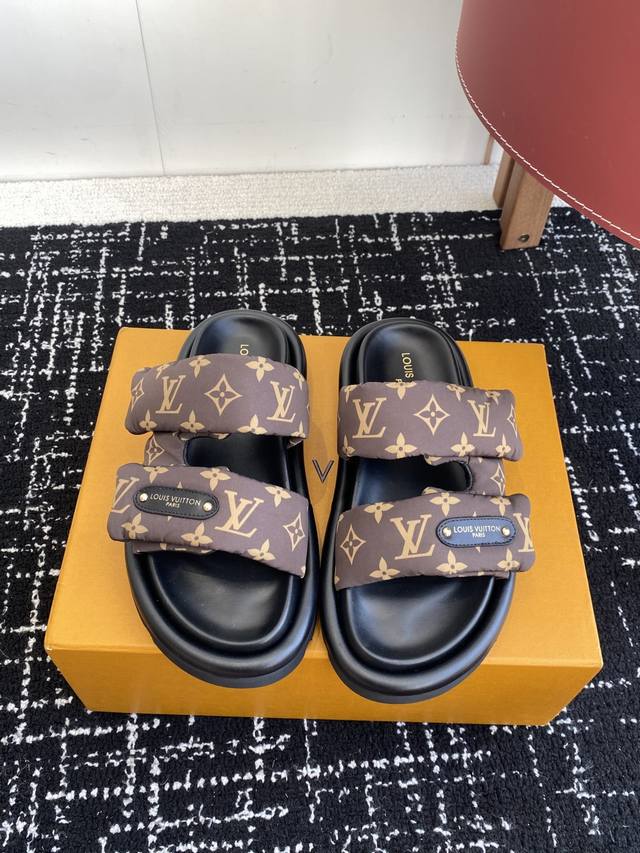 Authentic Louis Vuitton Women's And Men's Styles, Size 10. Louis Vuitton 25Ss De