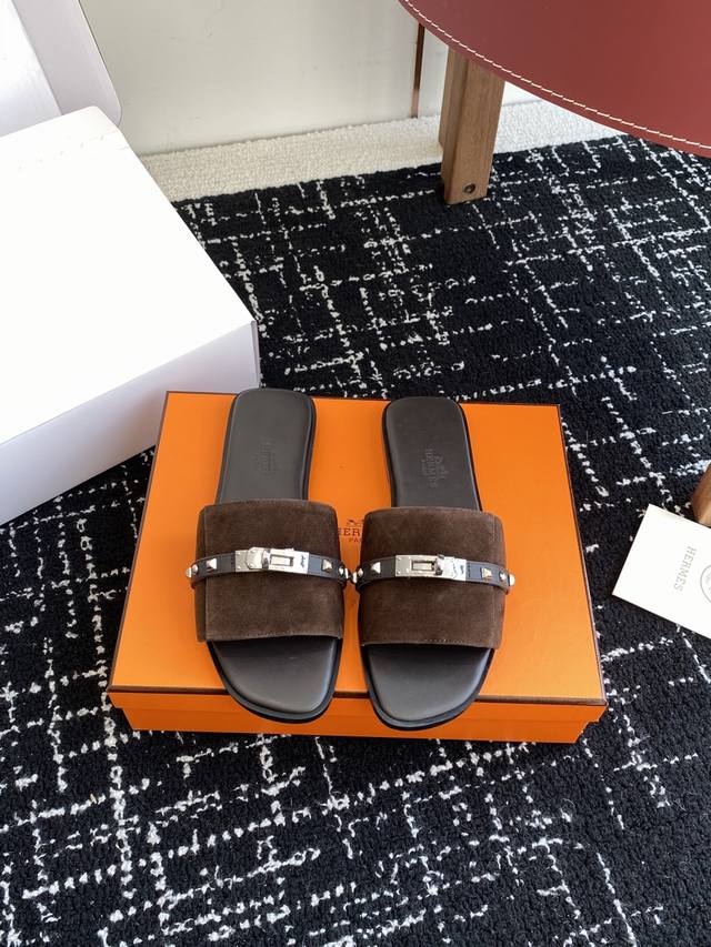 Dongguan Authentic Reproduction, Official Website Synchronized Box Packaging Her