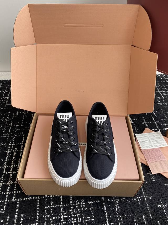 Premium Quality Miumiu 25Ss Spring/Summer New Arrival Thick Sole Canvas Half-Sli
