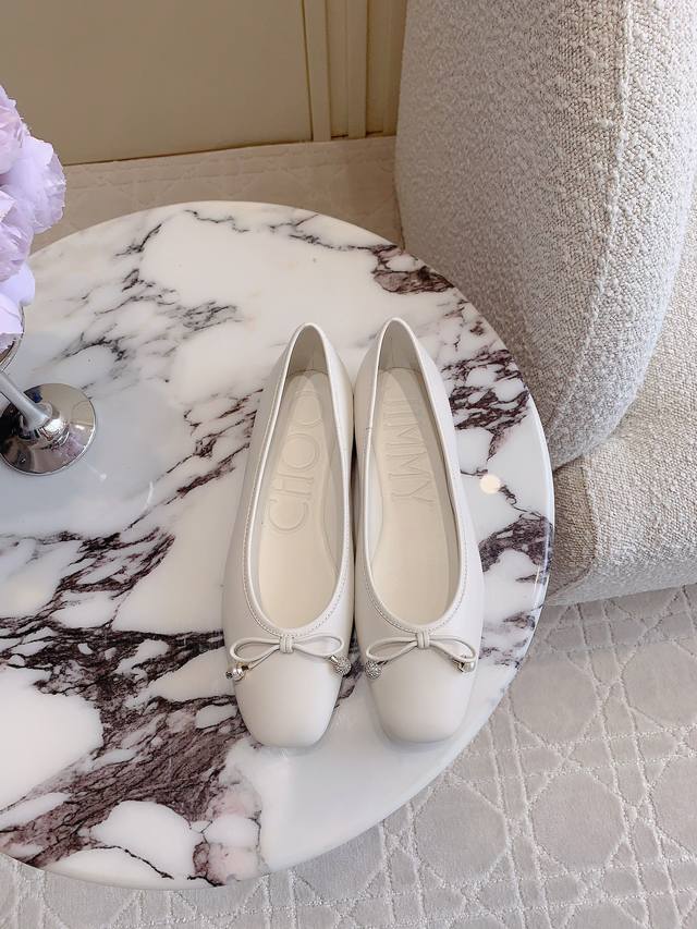Factory Price: Top-Tier Version Jimmy Cho*New Butterfly Bow Flat Single Shoes. U