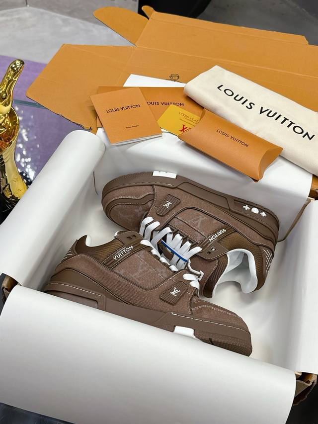 Factory Price: Louis Vuitton's Must-Have Hit! Trainer Sneakers, A Must-Have For