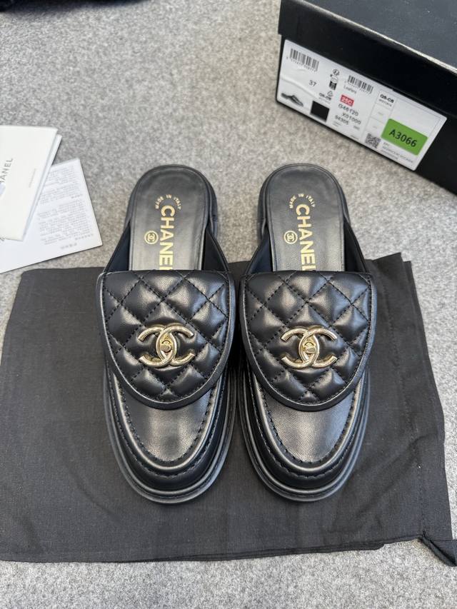 Top-Tier Version 2025 Chanel Bookbag Buckle Half-Slip Sandals Are Here,Bestselli