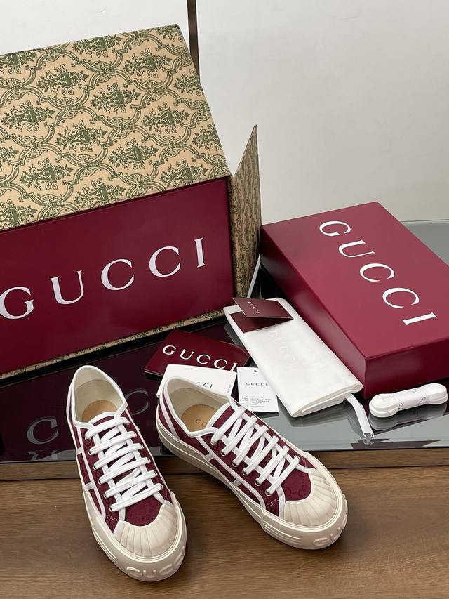 Special Offer 2025 Spring/Summer Couple's Edition 1977 Series Casual Shoes 360 A