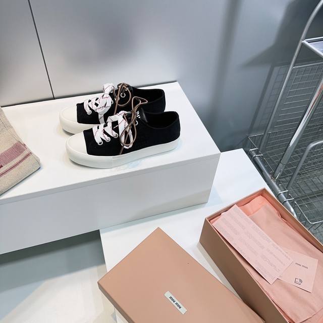 High-Quality Factory-Direct! Top-Tier Quality Miu Miu 2025 Spring/Summer Latest