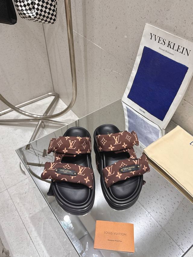 Top-Tier Version Nylon Sandal Series This Pool Pillow Comfort Flat Sandal Is Cra