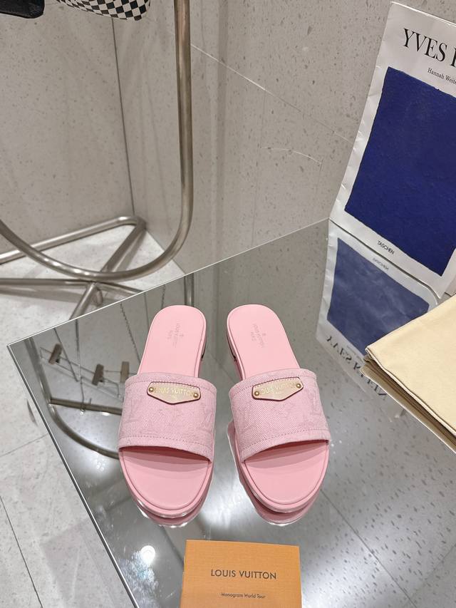 Top-Tier Version Denim Fabric Slipper Series Lily Flat Sandals Feature The Iconi