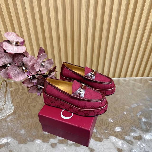 Gucci Spring/Summer New Arrival Runway Style Classic Revival Classic Bestseller