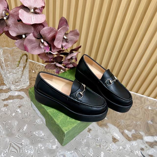 Gucci Spring/Summer New Arrival Runway Style Classic Revival Classic Bestseller
