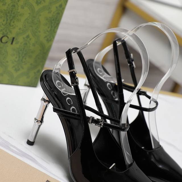 Gucci 25S Spring/Summer New Arrival Bamboo Heel Fashion Sandals With Back Strap