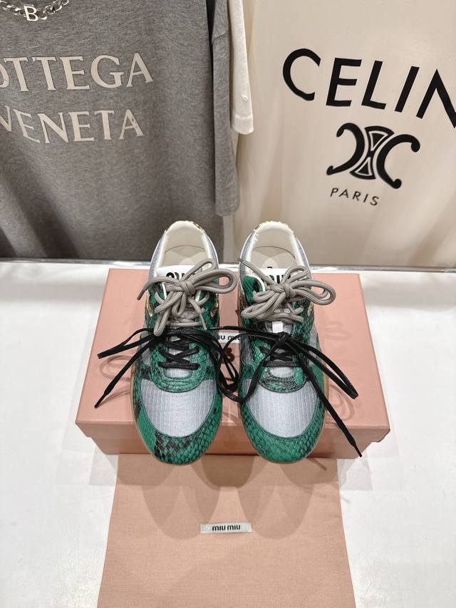 High-End Version Available. Miu Miu 2025 Ss Early Spring New Arrival Snake-Print