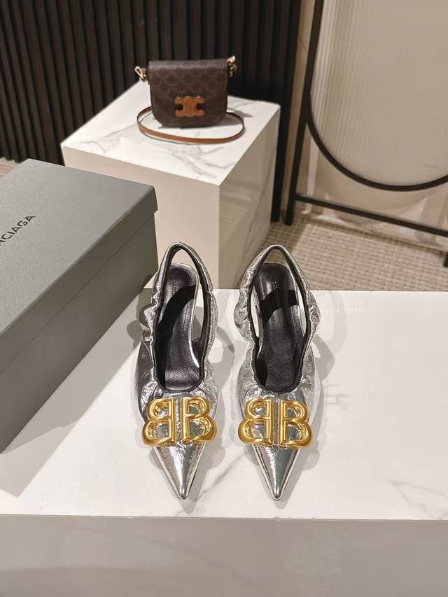 Balenciaga New Lacquered Leather Bb Hardware Buckle Series!This Shoe Style Is A