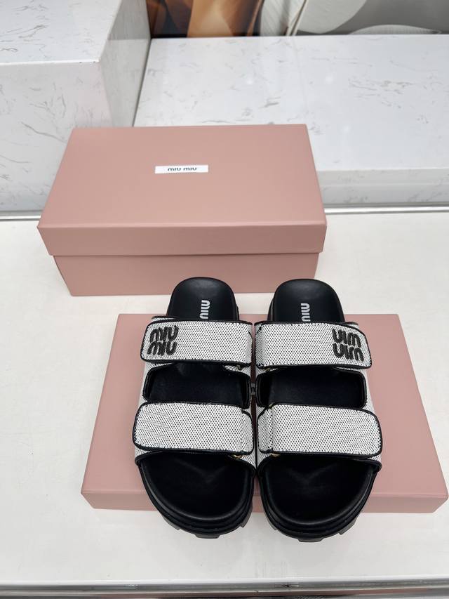 Miu M25 The Latest Popular Chanel Style Flat Slippers European And American Cele
