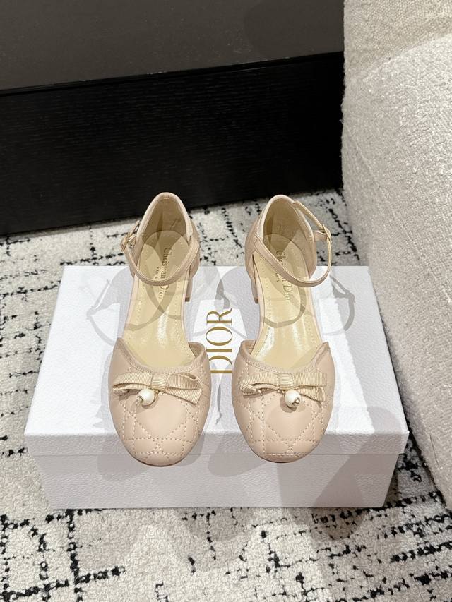 25 Dior Spring And Summer Pearl Single Shoes New Product Lambskin Upper, Classic