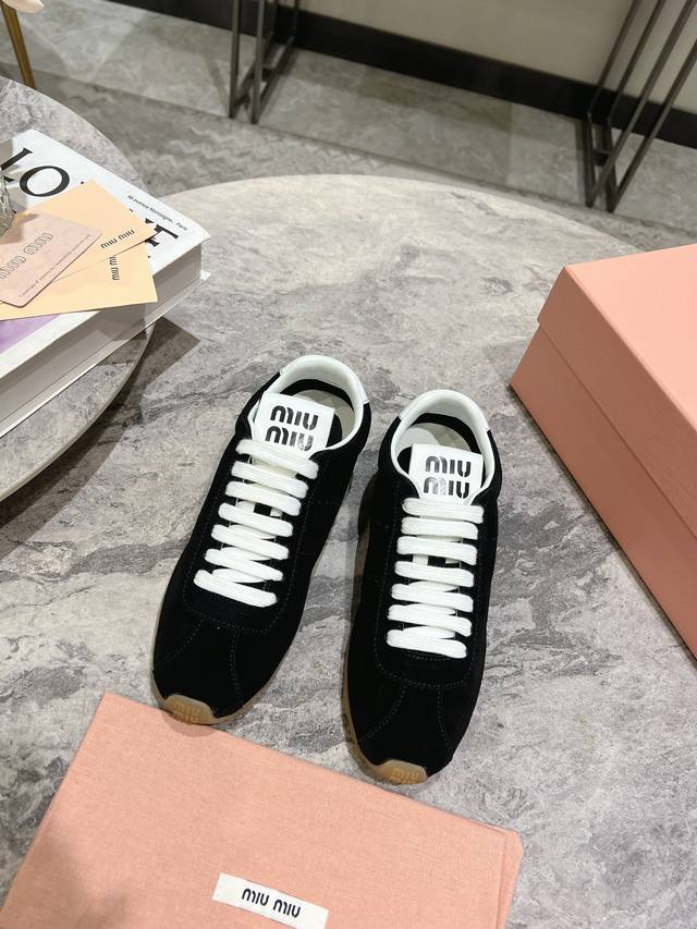 Miumiu Miu Miu Latest Spring And Summer Catwalk Model Casual Dirty Shoes Sports