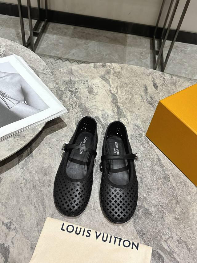 Lv Donkey Brand Latest Hollow Ballet Shoes, Counter Genuine Purchase And Develop
