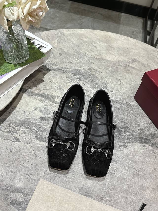 Gucci 25 Mary Jane Bow Square Toe Ballet Flats Super Fairy-Like Ballet Flats, Th
