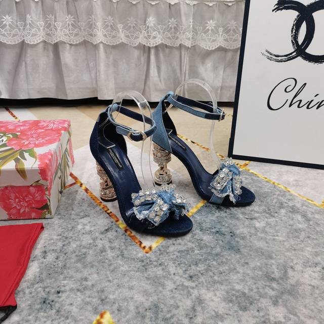 New-Dg Top-Grade High Version 2025 New Dg Rhinestone Pearl Heel Denim Sandals Pe