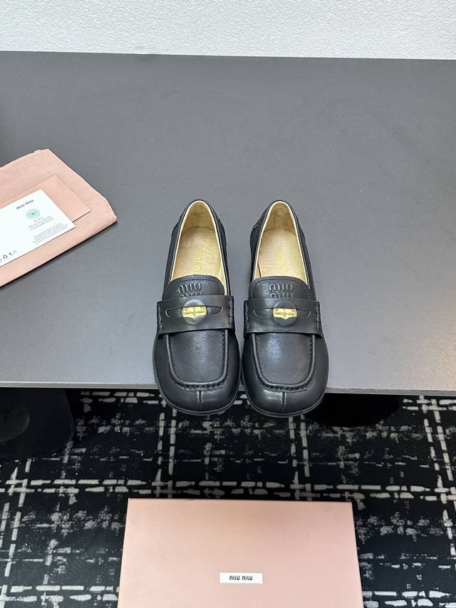 Miu Miu 25Ss. Miu Miu Spring And Summer New Square Toe Loafers Coin Flat Leather