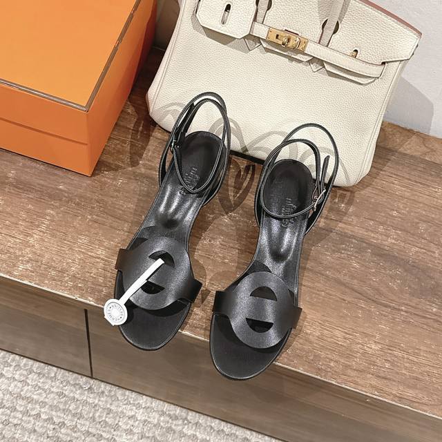 Factory Price P Hermes Juliette 45 Sandal Series Is Fashionable And Versatile, S
