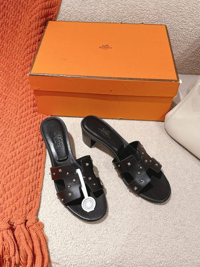 Medor Rivet Model Factory Price P Hermes Hermes H Slippers Oasis Sandal Series F