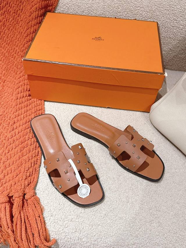 Medor Rivet Model Factory Price P Hermes Hermes H Slippers Oran Sandal Series Fa