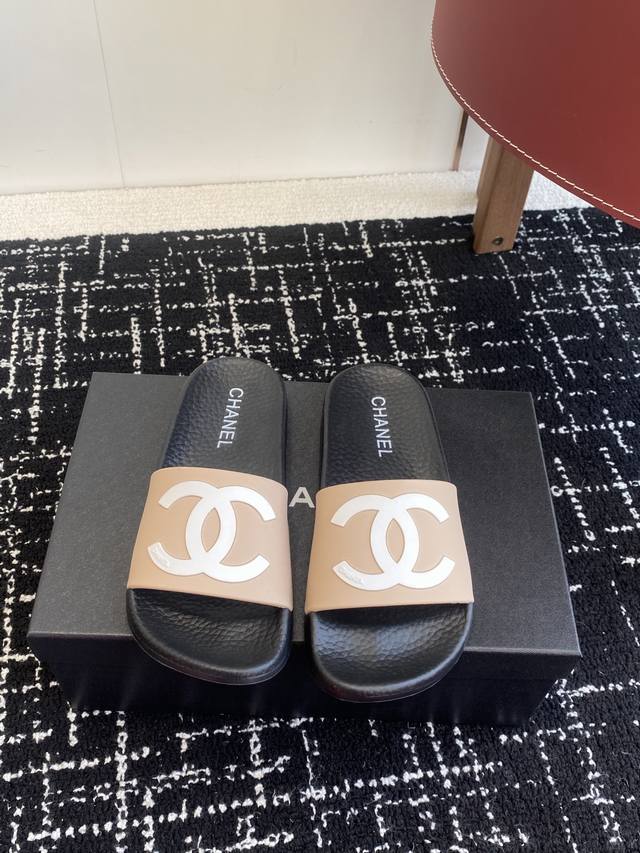 Purchasing Level Chanel 25Ss Spring And Summer Beach Slippers Series Chanel Dome
