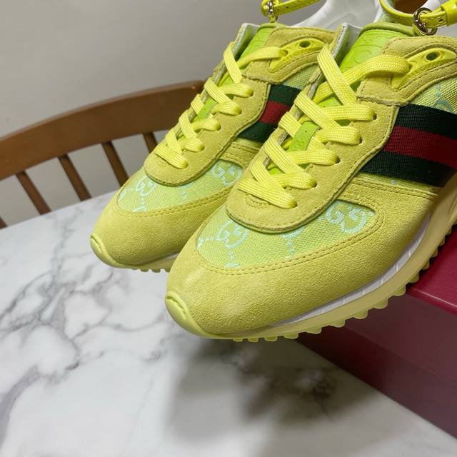 Lemon Yellow Gucci The Latest Re-Motion Series Of Sports Shoes, Contrasting Colo