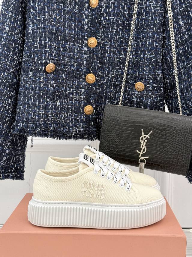 Factory Price Miu Miu 25S New Retro Thick-Soled White Shoes, Canvas Shoes, Half-