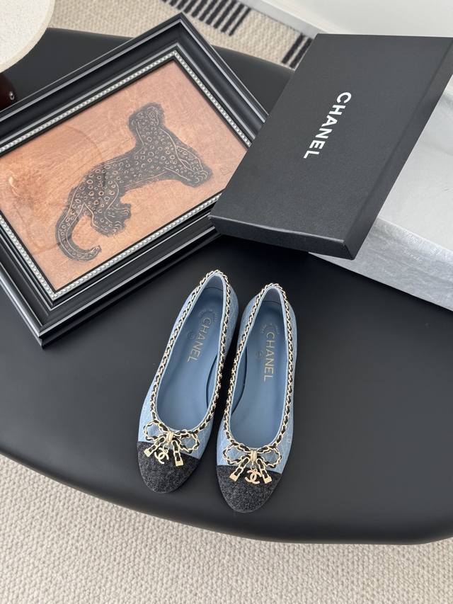 Chanel Xiaoxiang 25K New Chain Double C Thick Heel Single Shoes! 1:1 Replica Of