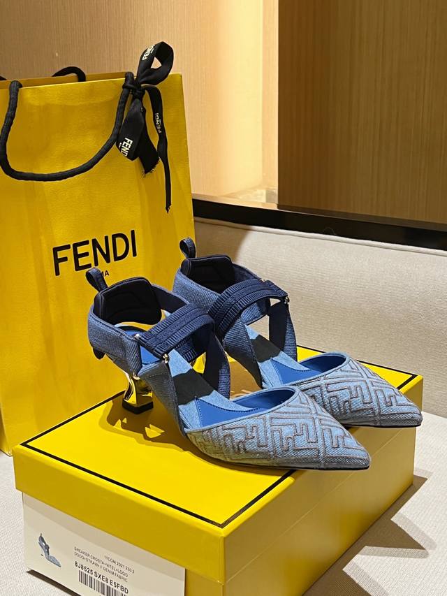 Mid-Heel 5.5Cm Available Now! Looks Great On The Feet! Looks Great With Summer C