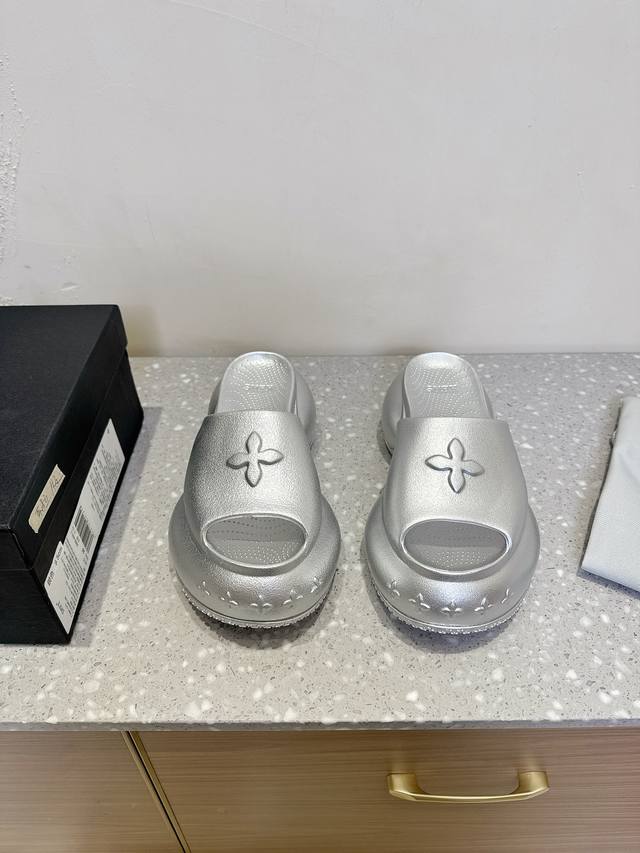 7.5Cm Smfk Tide 24Ss Spring And Summer Latest Thick-Soled Cross-Flower Slippers