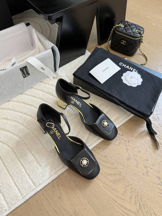 Chanel 25C Early Spring Mary Jane Single Shoes This Season's Shoes Are Great! Pu