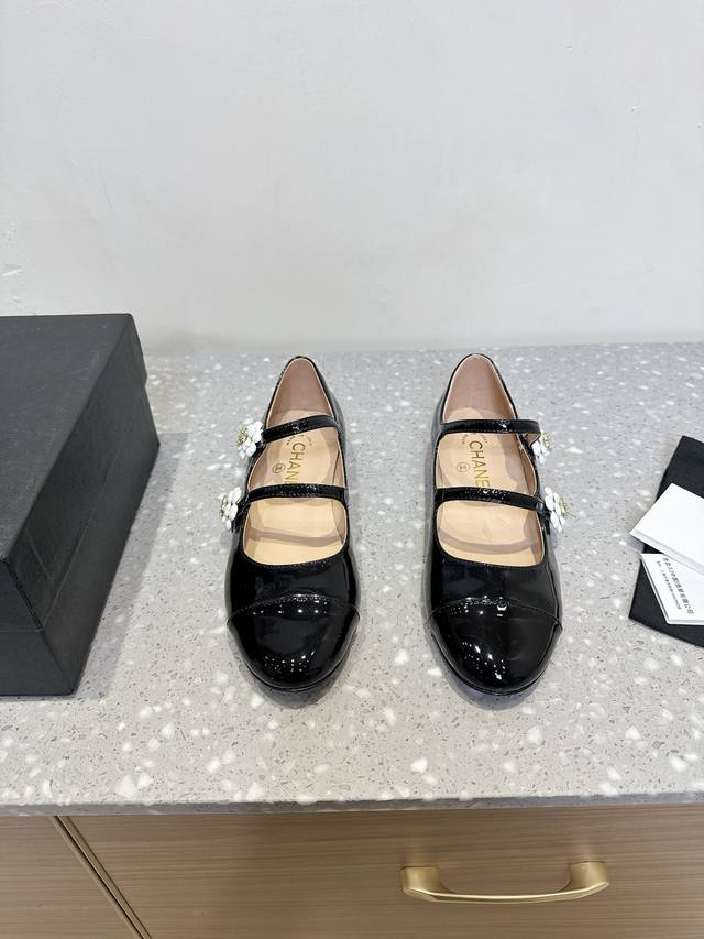 Chanel Xiaoxiang 25Ss Early Spring New Thick Heel Mary Jane Single Shoes Retro F