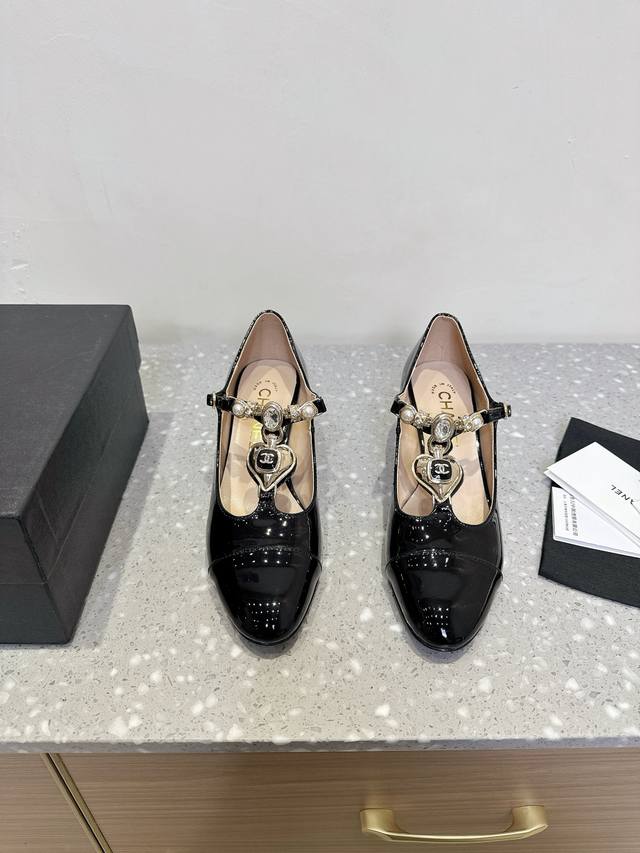 Patent Leather Chanel Xiaoxiang 25Ss Early Spring New Thick Heel Mary Jane Singl