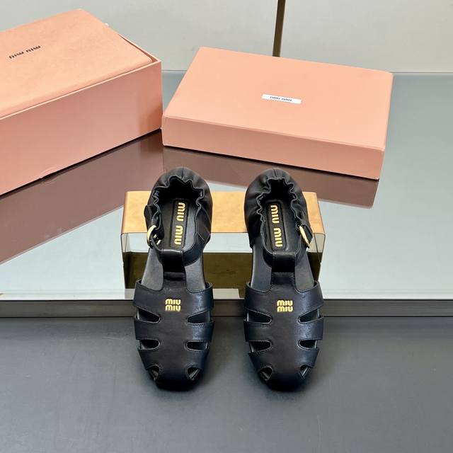 Factory High Quality! Miumiu Miu Miu 25Ss Early Spring New Hollow Roman Sandals