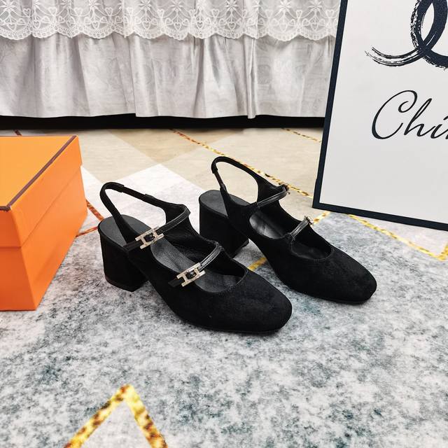 New Hermes Mary Jane Thick Heel Small Single Shoes Official Website Synchronized