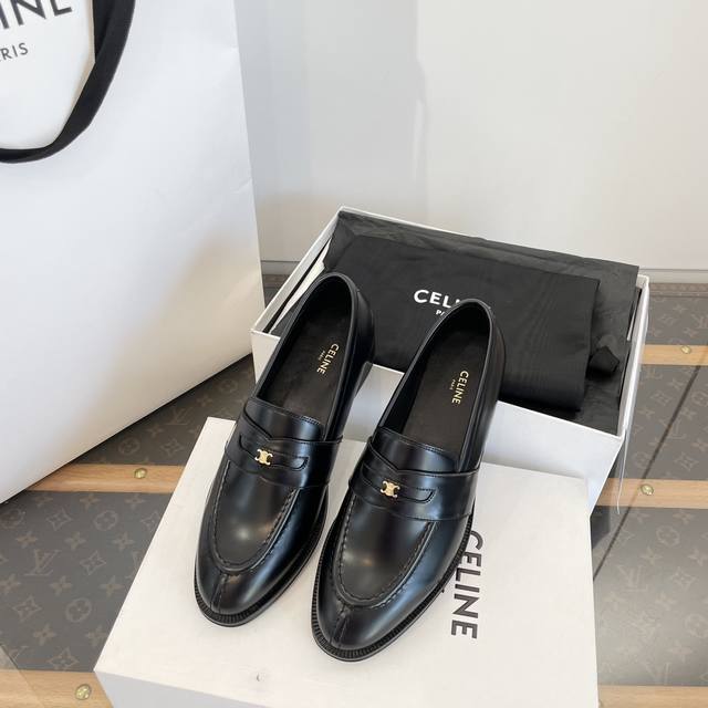 Purchasing Level *Celine Little Arc De Triomphe Loafers Top-Level Purchasing Qua
