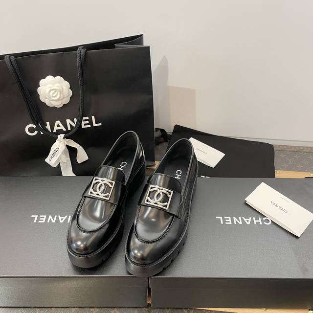 Purchasing Level * Xiangxiang Double C Silver Big Logo Thick-Soled Loafers High-
